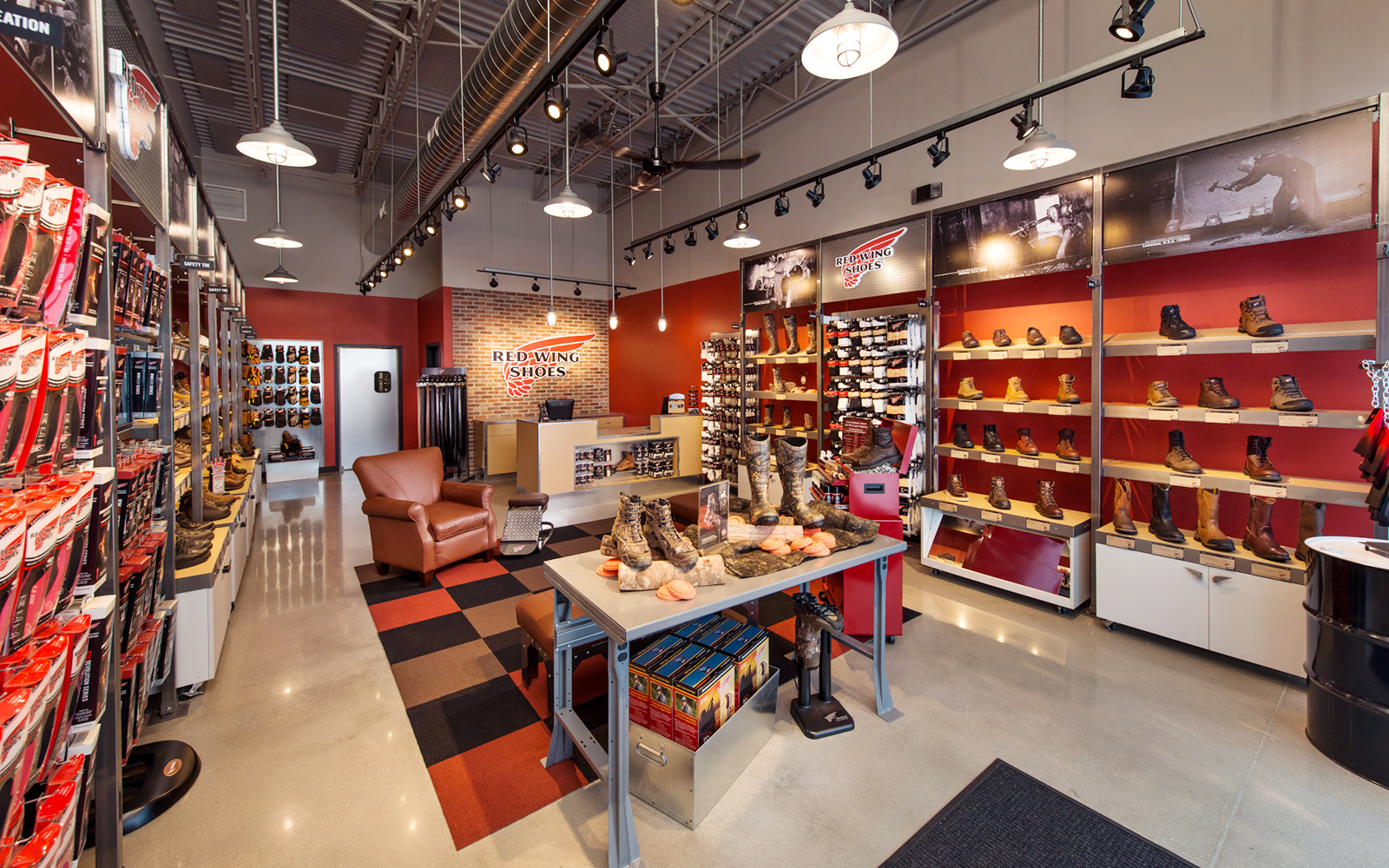 Billy Kredsløb have tillid Marisa Kinney Is Red Wing Shoe's Retail Champion - American Builders  Quarterly