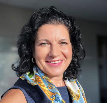 Kalinka Ivanova HOLT CAT